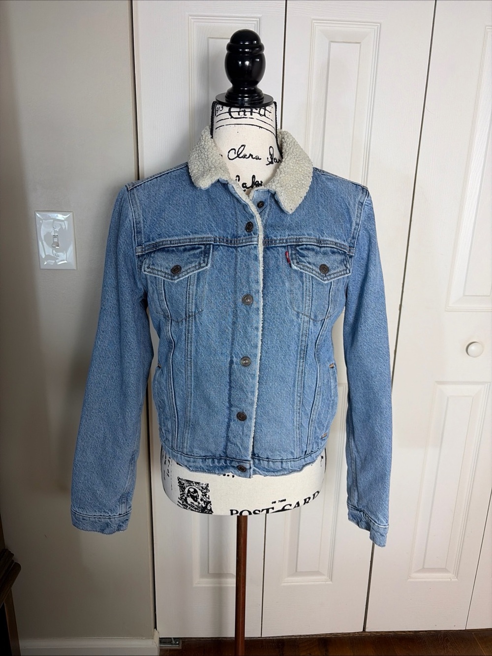 Levi Strauss & Co. Denim Sherpa Jacket Women’s Size Medium